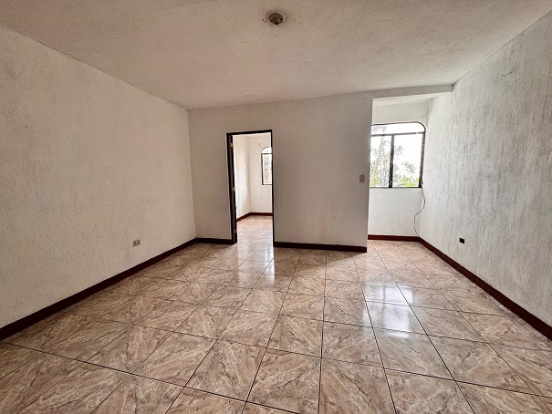 Venta de Casa o Casas, Terrenos, Propiedades, Apartamentos, Inmuebles en Guatemala, zona 11, zona 7, zona 2, zona 18, zona 16, Mixco, Carretera Al Salvador, Fraijanes, Santa Catarina Pinula, Antigua Guatemala, Villa Nueva, Villa Canales, San Miguel Petapa - Venta o Alquiler de Casas En Guatemala