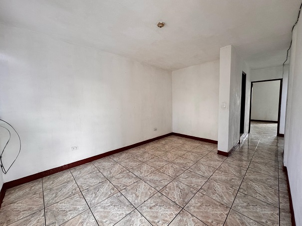 Venta de Casa o Casas, Terrenos, Propiedades, Apartamentos, Inmuebles en Guatemala, zona 11, zona 7, zona 2, zona 18, zona 16, Mixco, Carretera Al Salvador, Fraijanes, Santa Catarina Pinula, Antigua Guatemala, Villa Nueva, Villa Canales, San Miguel Petapa - Venta o Alquiler de Casas En Guatemala