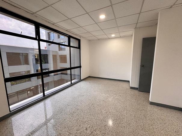 Venta de Casa o Casas, Terrenos, Propiedades, Apartamentos, Inmuebles en Guatemala, zona 11, zona 7, zona 2, zona 18, zona 16, Mixco, Carretera Al Salvador, Fraijanes, Santa Catarina Pinula, Antigua Guatemala, Villa Nueva, Villa Canales, San Miguel Petapa - Venta o Alquiler de Casas En Guatemala