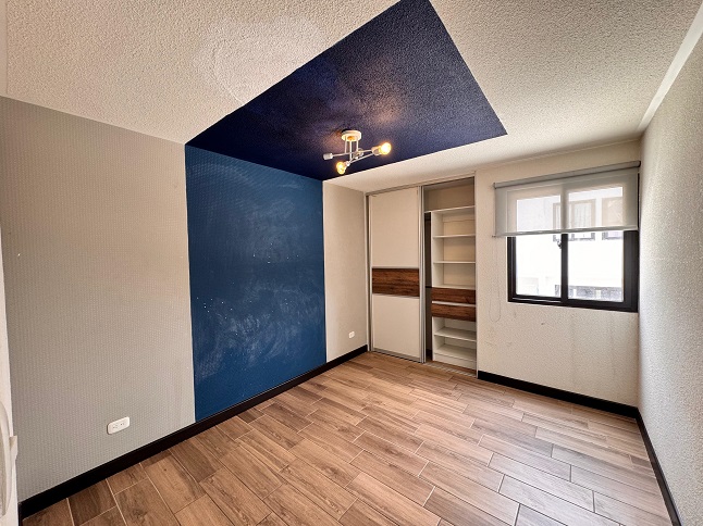 Venta de Casa o Casas, Terrenos, Propiedades, Apartamentos, Inmuebles en Guatemala, zona 11, zona 7, zona 2, zona 18, zona 16, Mixco, Carretera Al Salvador, Fraijanes, Santa Catarina Pinula, Antigua Guatemala, Villa Nueva, Villa Canales, San Miguel Petapa - Venta o Alquiler de Casas En Guatemala