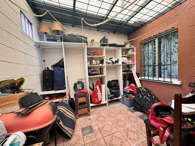 Venta de Casa o Casas, Terrenos, Propiedades, Apartamentos, Inmuebles en Guatemala, zona 11, zona 7, zona 2, zona 18, zona 16, Mixco, Carretera Al Salvador, Fraijanes, Santa Catarina Pinula, Antigua Guatemala, Villa Nueva, Villa Canales, San Miguel Petapa - Venta o Alquiler de Casas En Guatemala