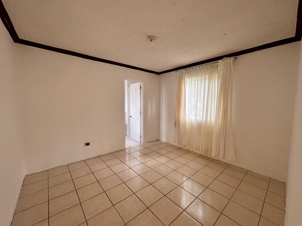 Venta de Casa o Casas, Terrenos, Propiedades, Apartamentos, Inmuebles en Guatemala, zona 11, zona 7, zona 2, zona 18, zona 16, Mixco, Carretera Al Salvador, Fraijanes, Santa Catarina Pinula, Antigua Guatemala, Villa Nueva, Villa Canales, San Miguel Petapa - Venta o Alquiler de Casas En Guatemala