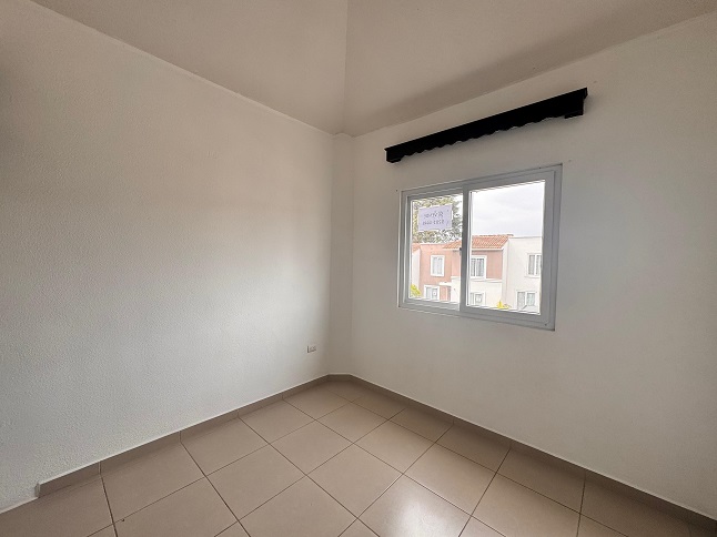 Venta de Casa o Casas, Terrenos, Propiedades, Apartamentos, Inmuebles en Guatemala, zona 11, zona 7, zona 2, zona 18, zona 16, Mixco, Carretera Al Salvador, Fraijanes, Santa Catarina Pinula, Antigua Guatemala, Villa Nueva, Villa Canales, San Miguel Petapa - Venta o Alquiler de Casas En Guatemala