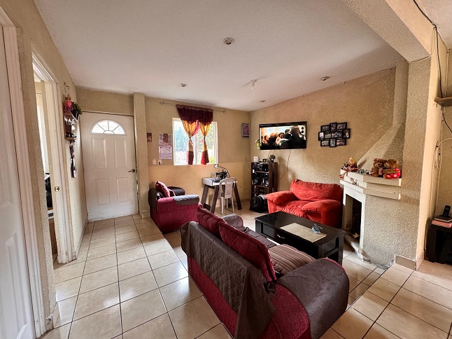 Venta de Casa o Casas, Terrenos, Propiedades, Apartamentos, Inmuebles en Guatemala, zona 11, zona 7, zona 2, zona 18, zona 16, Mixco, Carretera Al Salvador, Fraijanes, Santa Catarina Pinula, Antigua Guatemala, Villa Nueva, Villa Canales, San Miguel Petapa - Venta o Alquiler de Casas En Guatemala
