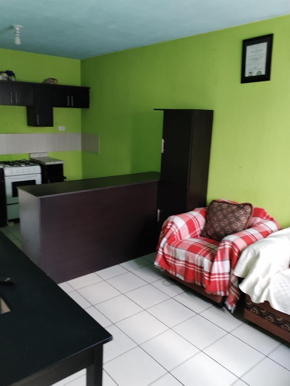 Venta de Casa o Casas, Terrenos, Propiedades, Apartamentos, Inmuebles en Guatemala, zona 11, zona 7, zona 2, zona 18, zona 16, Mixco, Carretera Al Salvador, Fraijanes, Santa Catarina Pinula, Antigua Guatemala, Villa Nueva, Villa Canales, San Miguel Petapa - Venta o Alquiler de Casas En Guatemala