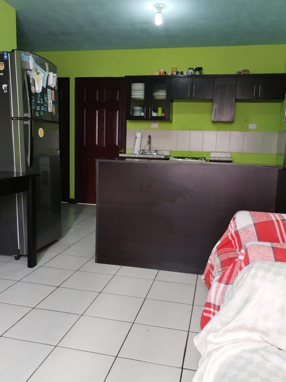 Venta de Casa o Casas, Terrenos, Propiedades, Apartamentos, Inmuebles en Guatemala, zona 11, zona 7, zona 2, zona 18, zona 16, Mixco, Carretera Al Salvador, Fraijanes, Santa Catarina Pinula, Antigua Guatemala, Villa Nueva, Villa Canales, San Miguel Petapa - Venta o Alquiler de Casas En Guatemala