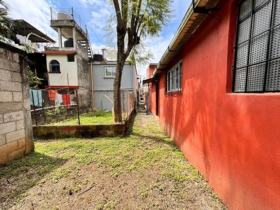 Venta de Casa o Casas, Terrenos, Propiedades, Apartamentos, Inmuebles en Guatemala, zona 11, zona 7, zona 2, zona 18, zona 16, Mixco, Carretera Al Salvador, Fraijanes, Santa Catarina Pinula, Antigua Guatemala, Villa Nueva, Villa Canales, San Miguel Petapa - Venta o Alquiler de Casas En Guatemala