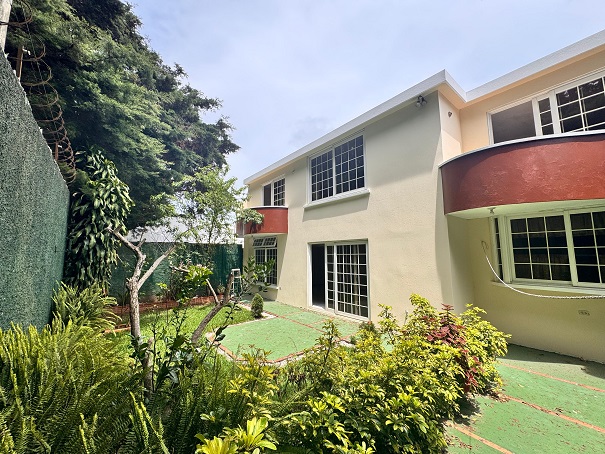 Venta de Casa o Casas, Terrenos, Propiedades, Apartamentos, Inmuebles en Guatemala, zona 11, zona 7, zona 2, zona 18, zona 16, Mixco, Carretera Al Salvador, Fraijanes, Santa Catarina Pinula, Antigua Guatemala, Villa Nueva, Villa Canales, San Miguel Petapa - Venta o Alquiler de Casas En Guatemala