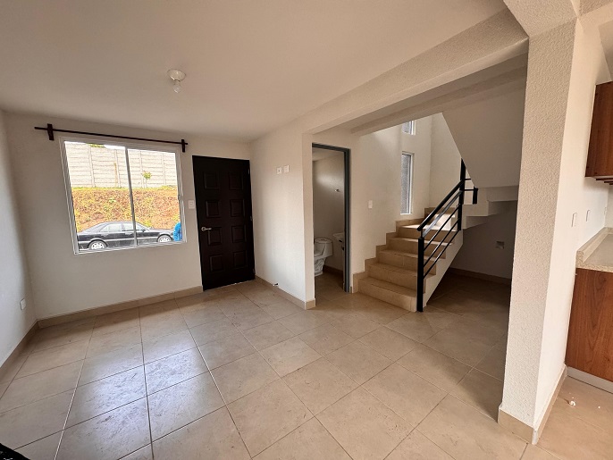 Venta de Casa o Casas, Terrenos, Propiedades, Apartamentos, Inmuebles en Guatemala, zona 11, zona 7, zona 2, zona 18, zona 16, Mixco, Carretera Al Salvador, Fraijanes, Santa Catarina Pinula, Antigua Guatemala, Villa Nueva, Villa Canales, San Miguel Petapa - Venta o Alquiler de Casas En Guatemala