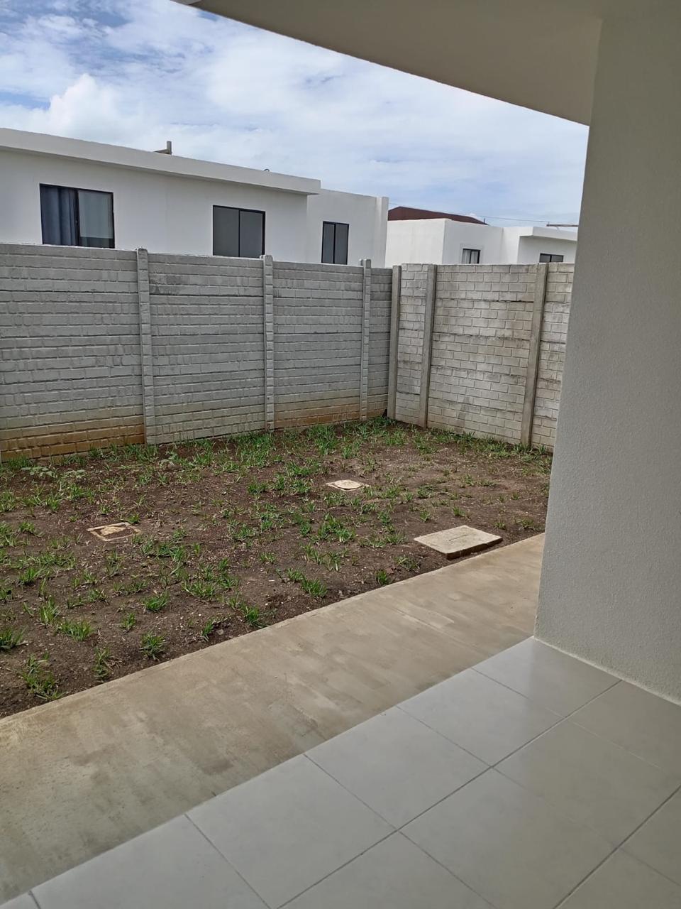Venta de Casa o Casas, Terrenos, Propiedades, Apartamentos, Inmuebles en Guatemala, zona 11, zona 7, zona 2, zona 18, zona 16, Mixco, Carretera Al Salvador, Fraijanes, Santa Catarina Pinula, Antigua Guatemala, Villa Nueva, Villa Canales, San Miguel Petapa - Venta o Alquiler de Casas En Guatemala