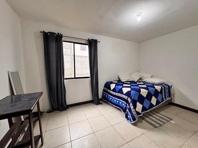 Venta de Casa o Casas, Terrenos, Propiedades, Apartamentos, Inmuebles en Guatemala, zona 11, zona 7, zona 2, zona 18, zona 16, Mixco, Carretera Al Salvador, Fraijanes, Santa Catarina Pinula, Antigua Guatemala, Villa Nueva, Villa Canales, San Miguel Petapa - Venta o Alquiler de Casas En Guatemala