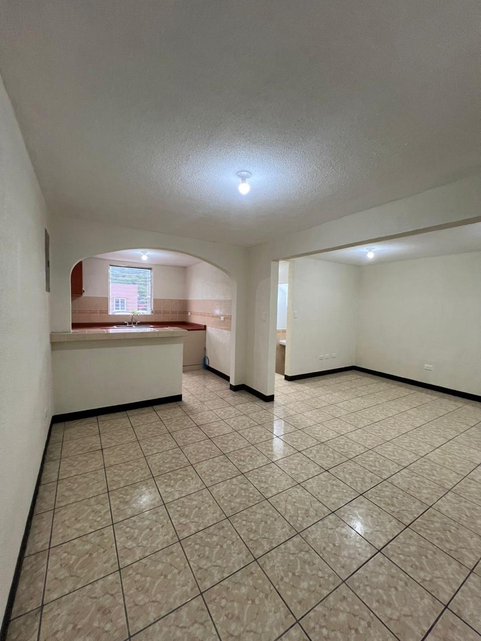 Venta de Casa o Casas, Terrenos, Propiedades, Apartamentos, Inmuebles en Guatemala, zona 11, zona 7, zona 2, zona 18, zona 16, Mixco, Carretera Al Salvador, Fraijanes, Santa Catarina Pinula, Antigua Guatemala, Villa Nueva, Villa Canales, San Miguel Petapa - Venta o Alquiler de Casas En Guatemala