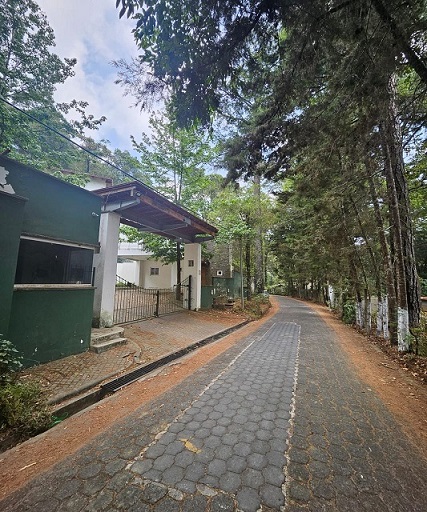 Venta de Casa o Casas, Terrenos, Propiedades, Apartamentos, Inmuebles en Guatemala, zona 11, zona 7, zona 2, zona 18, zona 16, Mixco, Carretera Al Salvador, Fraijanes, Santa Catarina Pinula, Antigua Guatemala, Villa Nueva, Villa Canales, San Miguel Petapa - Venta o Alquiler de Casas En Guatemala