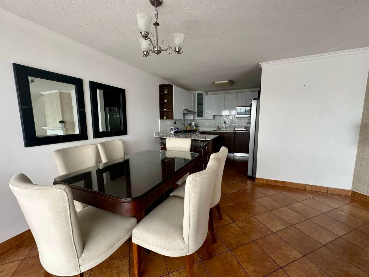 Venta de Casa o Casas, Terrenos, Propiedades, Apartamentos, Inmuebles en Guatemala, zona 11, zona 7, zona 2, zona 18, zona 16, Mixco, Carretera Al Salvador, Fraijanes, Santa Catarina Pinula, Antigua Guatemala, Villa Nueva, Villa Canales, San Miguel Petapa - Venta o Alquiler de Casas En Guatemala