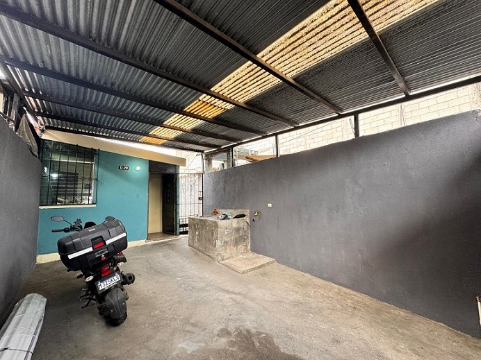 Venta de Casa o Casas, Terrenos, Propiedades, Apartamentos, Inmuebles en Guatemala, zona 11, zona 7, zona 2, zona 18, zona 16, Mixco, Carretera Al Salvador, Fraijanes, Santa Catarina Pinula, Antigua Guatemala, Villa Nueva, Villa Canales, San Miguel Petapa - Venta o Alquiler de Casas En Guatemala