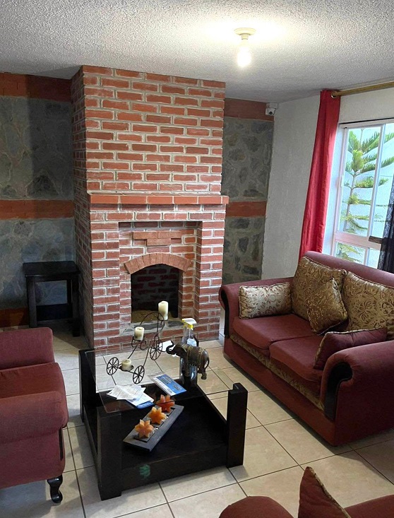 Venta de Casa o Casas, Terrenos, Propiedades, Apartamentos, Inmuebles en Guatemala, zona 11, zona 7, zona 2, zona 18, zona 16, Mixco, Carretera Al Salvador, Fraijanes, Santa Catarina Pinula, Antigua Guatemala, Villa Nueva, Villa Canales, San Miguel Petapa - Venta o Alquiler de Casas En Guatemala