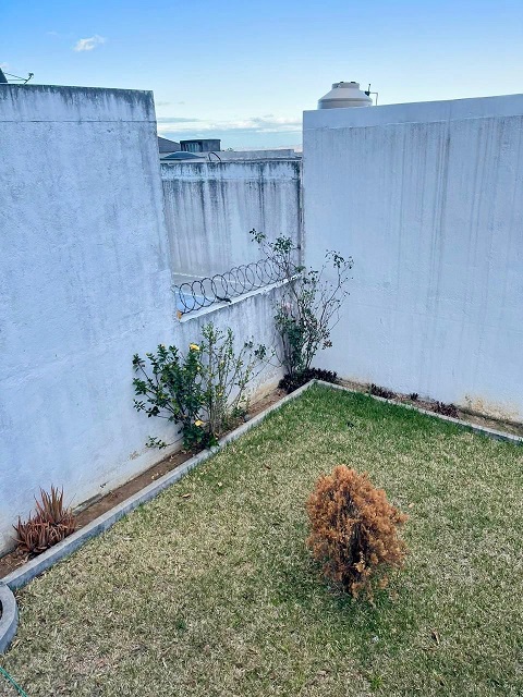 Venta de Casa o Casas, Terrenos, Propiedades, Apartamentos, Inmuebles en Guatemala, zona 11, zona 7, zona 2, zona 18, zona 16, Mixco, Carretera Al Salvador, Fraijanes, Santa Catarina Pinula, Antigua Guatemala, Villa Nueva, Villa Canales, San Miguel Petapa - Venta o Alquiler de Casas En Guatemala