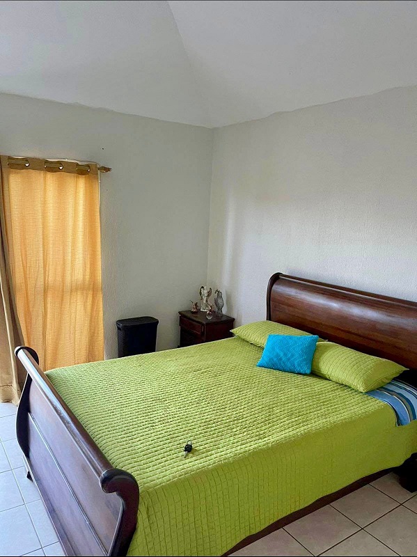 Venta de Casa o Casas, Terrenos, Propiedades, Apartamentos, Inmuebles en Guatemala, zona 11, zona 7, zona 2, zona 18, zona 16, Mixco, Carretera Al Salvador, Fraijanes, Santa Catarina Pinula, Antigua Guatemala, Villa Nueva, Villa Canales, San Miguel Petapa - Venta o Alquiler de Casas En Guatemala