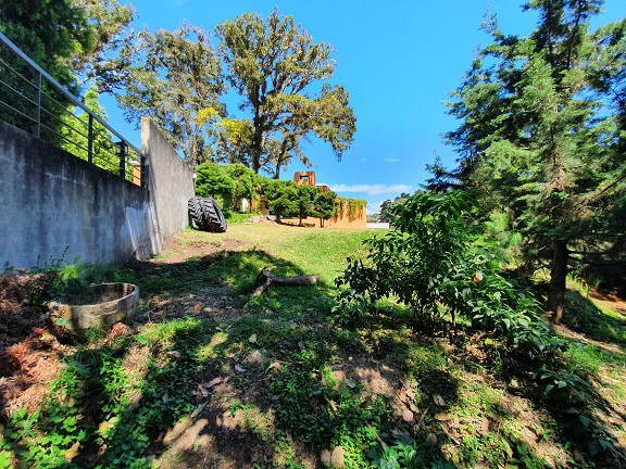 Venta de Casa o Casas, Terrenos, Propiedades, Apartamentos, Inmuebles en Guatemala, zona 11, zona 7, zona 2, zona 18, zona 16, Mixco, Carretera Al Salvador, Fraijanes, Santa Catarina Pinula, Antigua Guatemala, Villa Nueva, Villa Canales, San Miguel Petapa - Venta o Alquiler de Casas En Guatemala