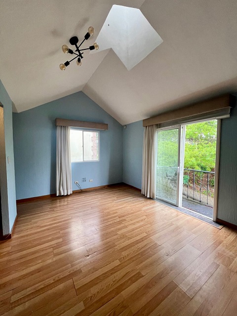 Venta de Casa o Casas, Terrenos, Propiedades, Apartamentos, Inmuebles en Guatemala, zona 11, zona 7, zona 2, zona 18, zona 16, Mixco, Carretera Al Salvador, Fraijanes, Santa Catarina Pinula, Antigua Guatemala, Villa Nueva, Villa Canales, San Miguel Petapa - Venta o Alquiler de Casas En Guatemala