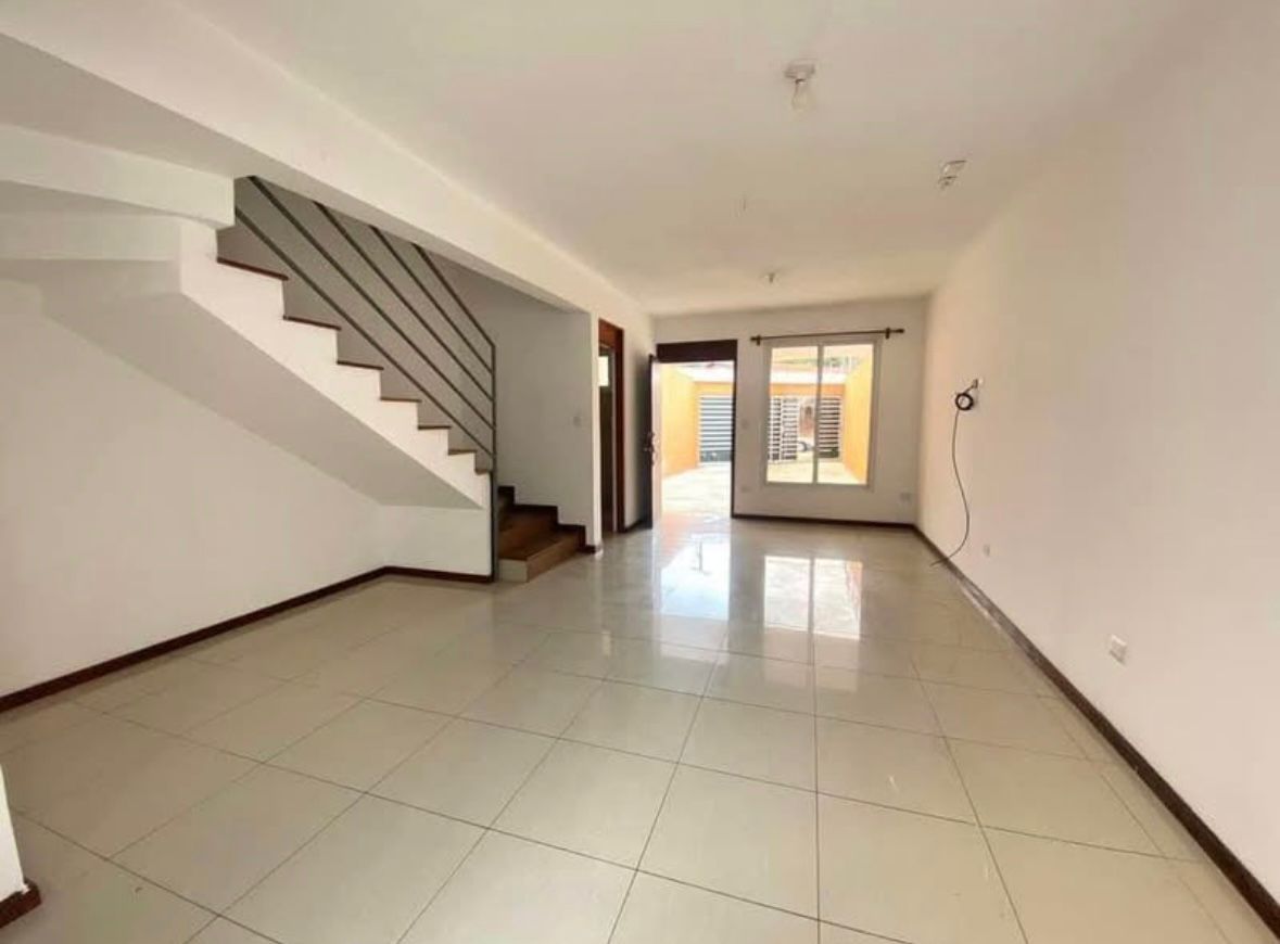 Venta de Casa o Casas, Terrenos, Propiedades, Apartamentos, Inmuebles en Guatemala, zona 11, zona 7, zona 2, zona 18, zona 16, Mixco, Carretera Al Salvador, Fraijanes, Santa Catarina Pinula, Antigua Guatemala, Villa Nueva, Villa Canales, San Miguel Petapa - Venta o Alquiler de Casas En Guatemala