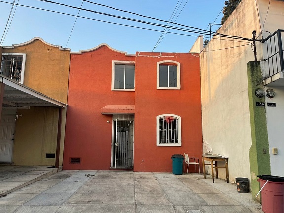 Venta de Casa o Casas, Terrenos, Propiedades, Apartamentos, Inmuebles en Guatemala, zona 11, zona 7, zona 2, zona 18, zona 16, Mixco, Carretera Al Salvador, Fraijanes, Santa Catarina Pinula, Antigua Guatemala, Villa Nueva, Villa Canales, San Miguel Petapa - Venta o Alquiler de Casas En Guatemala
