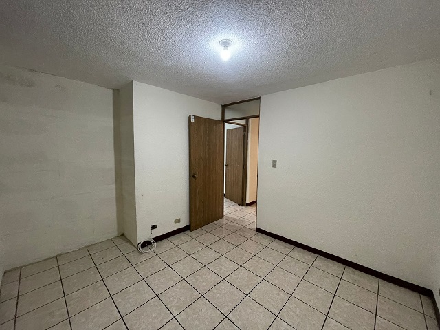 Venta de Casa o Casas, Terrenos, Propiedades, Apartamentos, Inmuebles en Guatemala, zona 11, zona 7, zona 2, zona 18, zona 16, Mixco, Carretera Al Salvador, Fraijanes, Santa Catarina Pinula, Antigua Guatemala, Villa Nueva, Villa Canales, San Miguel Petapa - Venta o Alquiler de Casas En Guatemala
