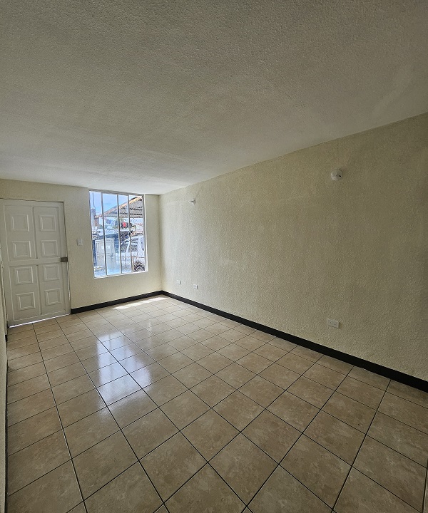 Venta de Casa o Casas, Terrenos, Propiedades, Apartamentos, Inmuebles en Guatemala, zona 11, zona 7, zona 2, zona 18, zona 16, Mixco, Carretera Al Salvador, Fraijanes, Santa Catarina Pinula, Antigua Guatemala, Villa Nueva, Villa Canales, San Miguel Petapa - Venta o Alquiler de Casas En Guatemala