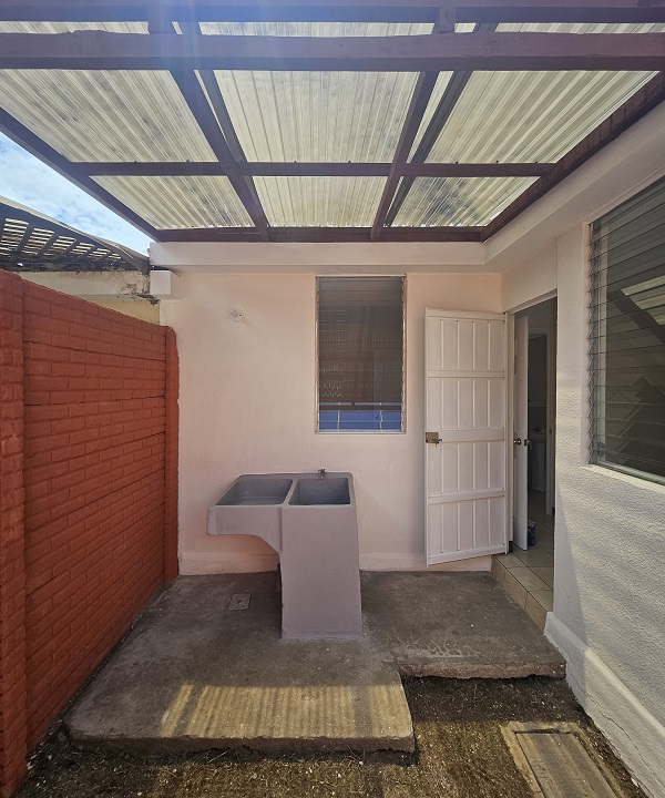 Venta de Casa o Casas, Terrenos, Propiedades, Apartamentos, Inmuebles en Guatemala, zona 11, zona 7, zona 2, zona 18, zona 16, Mixco, Carretera Al Salvador, Fraijanes, Santa Catarina Pinula, Antigua Guatemala, Villa Nueva, Villa Canales, San Miguel Petapa - Venta o Alquiler de Casas En Guatemala