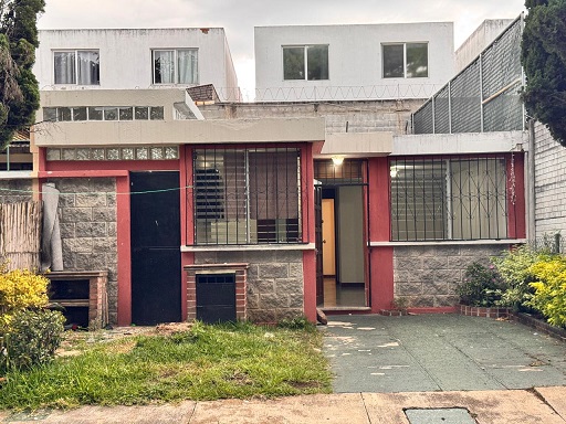 Venta de Casa o Casas, Terrenos, Propiedades, Apartamentos, Inmuebles en Guatemala, zona 11, zona 7, zona 2, zona 18, zona 16, Mixco, Carretera Al Salvador, Fraijanes, Santa Catarina Pinula, Antigua Guatemala, Villa Nueva, Villa Canales, San Miguel Petapa - Venta o Alquiler de Casas En Guatemala
