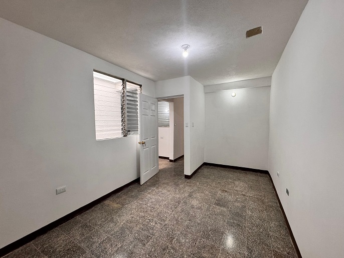 Venta de Casa o Casas, Terrenos, Propiedades, Apartamentos, Inmuebles en Guatemala, zona 11, zona 7, zona 2, zona 18, zona 16, Mixco, Carretera Al Salvador, Fraijanes, Santa Catarina Pinula, Antigua Guatemala, Villa Nueva, Villa Canales, San Miguel Petapa - Venta o Alquiler de Casas En Guatemala