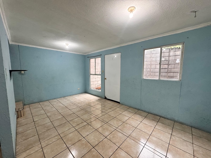 Venta de Casa o Casas, Terrenos, Propiedades, Apartamentos, Inmuebles en Guatemala, zona 11, zona 7, zona 2, zona 18, zona 16, Mixco, Carretera Al Salvador, Fraijanes, Santa Catarina Pinula, Antigua Guatemala, Villa Nueva, Villa Canales, San Miguel Petapa - Venta o Alquiler de Casas En Guatemala