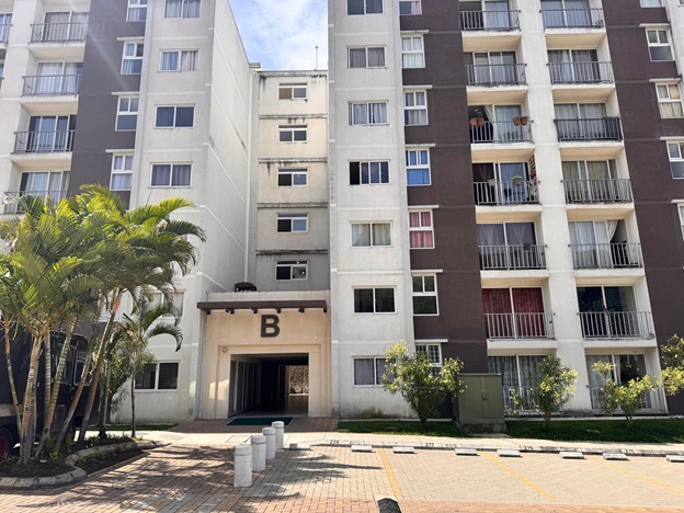 Venta de Casa o Casas, Terrenos, Propiedades, Apartamentos, Inmuebles en Guatemala, zona 11, zona 7, zona 2, zona 18, zona 16, Mixco, Carretera Al Salvador, Fraijanes, Santa Catarina Pinula, Antigua Guatemala, Villa Nueva, Villa Canales, San Miguel Petapa - Venta o Alquiler de Casas En Guatemala