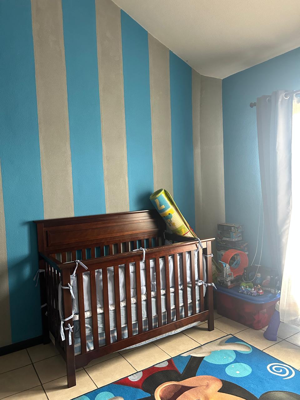 Venta de Casa o Casas, Terrenos, Propiedades, Apartamentos, Inmuebles en Guatemala, zona 11, zona 7, zona 2, zona 18, zona 16, Mixco, Carretera Al Salvador, Fraijanes, Santa Catarina Pinula, Antigua Guatemala, Villa Nueva, Villa Canales, San Miguel Petapa - Venta o Alquiler de Casas En Guatemala