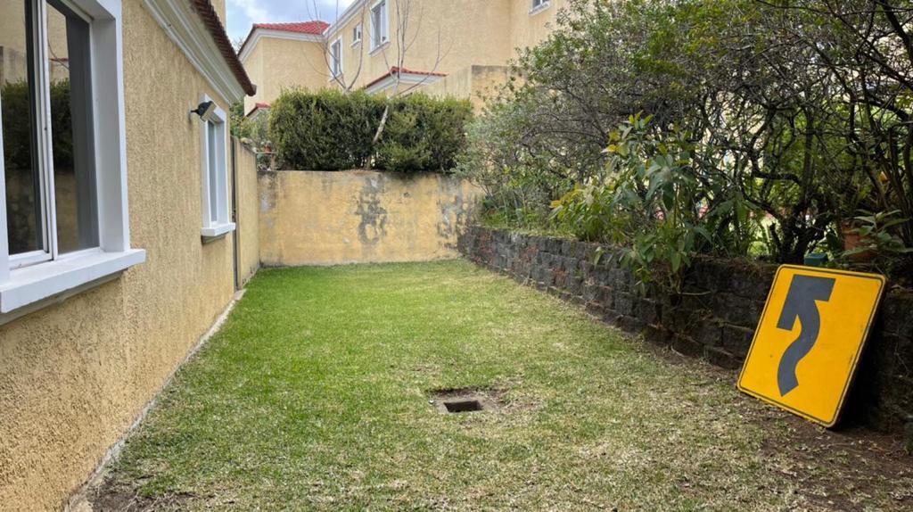 Venta de Casa o Casas, Terrenos, Propiedades, Apartamentos, Inmuebles en Guatemala, zona 11, zona 7, zona 2, zona 18, zona 16, Mixco, Carretera Al Salvador, Fraijanes, Santa Catarina Pinula, Antigua Guatemala, Villa Nueva, Villa Canales, San Miguel Petapa - Venta o Alquiler de Casas En Guatemala