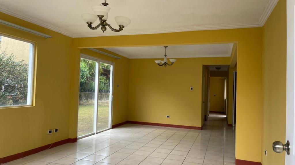 Venta de Casa o Casas, Terrenos, Propiedades, Apartamentos, Inmuebles en Guatemala, zona 11, zona 7, zona 2, zona 18, zona 16, Mixco, Carretera Al Salvador, Fraijanes, Santa Catarina Pinula, Antigua Guatemala, Villa Nueva, Villa Canales, San Miguel Petapa - Venta o Alquiler de Casas En Guatemala