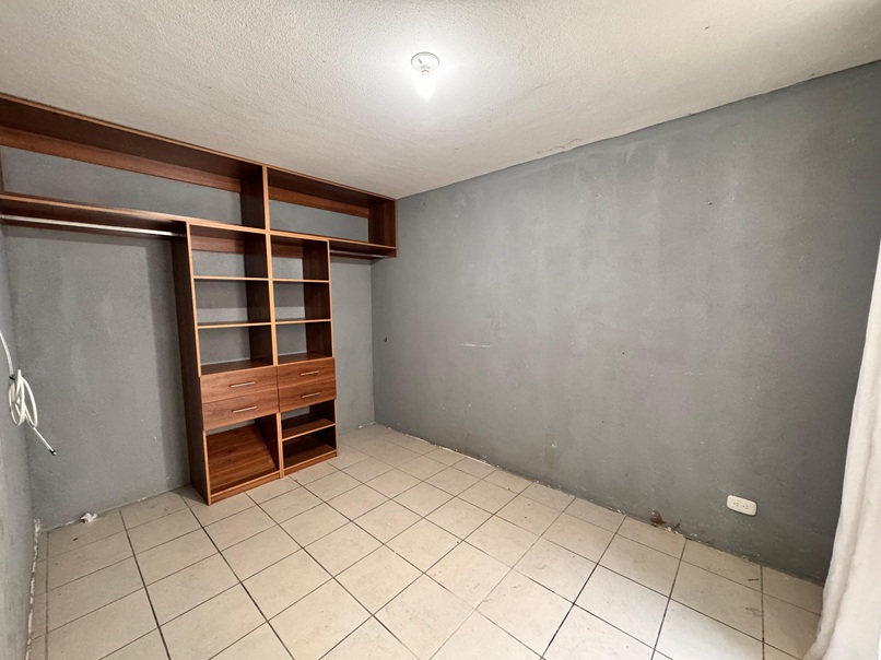 Venta de Casa o Casas, Terrenos, Propiedades, Apartamentos, Inmuebles en Guatemala, zona 11, zona 7, zona 2, zona 18, zona 16, Mixco, Carretera Al Salvador, Fraijanes, Santa Catarina Pinula, Antigua Guatemala, Villa Nueva, Villa Canales, San Miguel Petapa - Venta o Alquiler de Casas En Guatemala
