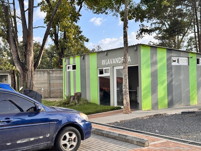 Venta de Casa o Casas, Terrenos, Propiedades, Apartamentos, Inmuebles en Guatemala, zona 11, zona 7, zona 2, zona 18, zona 16, Mixco, Carretera Al Salvador, Fraijanes, Santa Catarina Pinula, Antigua Guatemala, Villa Nueva, Villa Canales, San Miguel Petapa - Venta o Alquiler de Casas En Guatemala