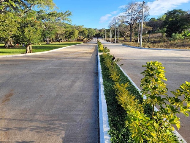 Venta de Casa o Casas, Terrenos, Propiedades, Apartamentos, Inmuebles en Guatemala, zona 11, zona 7, zona 2, zona 18, zona 16, Mixco, Carretera Al Salvador, Fraijanes, Santa Catarina Pinula, Antigua Guatemala, Villa Nueva, Villa Canales, San Miguel Petapa - Venta o Alquiler de Casas En Guatemala