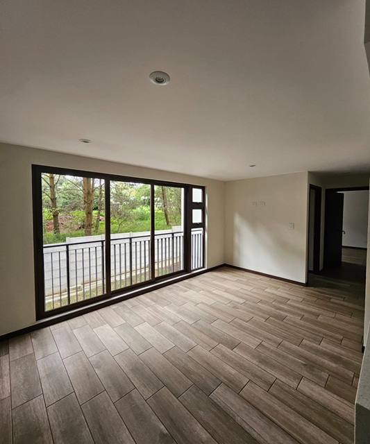 Venta de Casa o Casas, Terrenos, Propiedades, Apartamentos, Inmuebles en Guatemala, zona 11, zona 7, zona 2, zona 18, zona 16, Mixco, Carretera Al Salvador, Fraijanes, Santa Catarina Pinula, Antigua Guatemala, Villa Nueva, Villa Canales, San Miguel Petapa - Venta o Alquiler de Casas En Guatemala