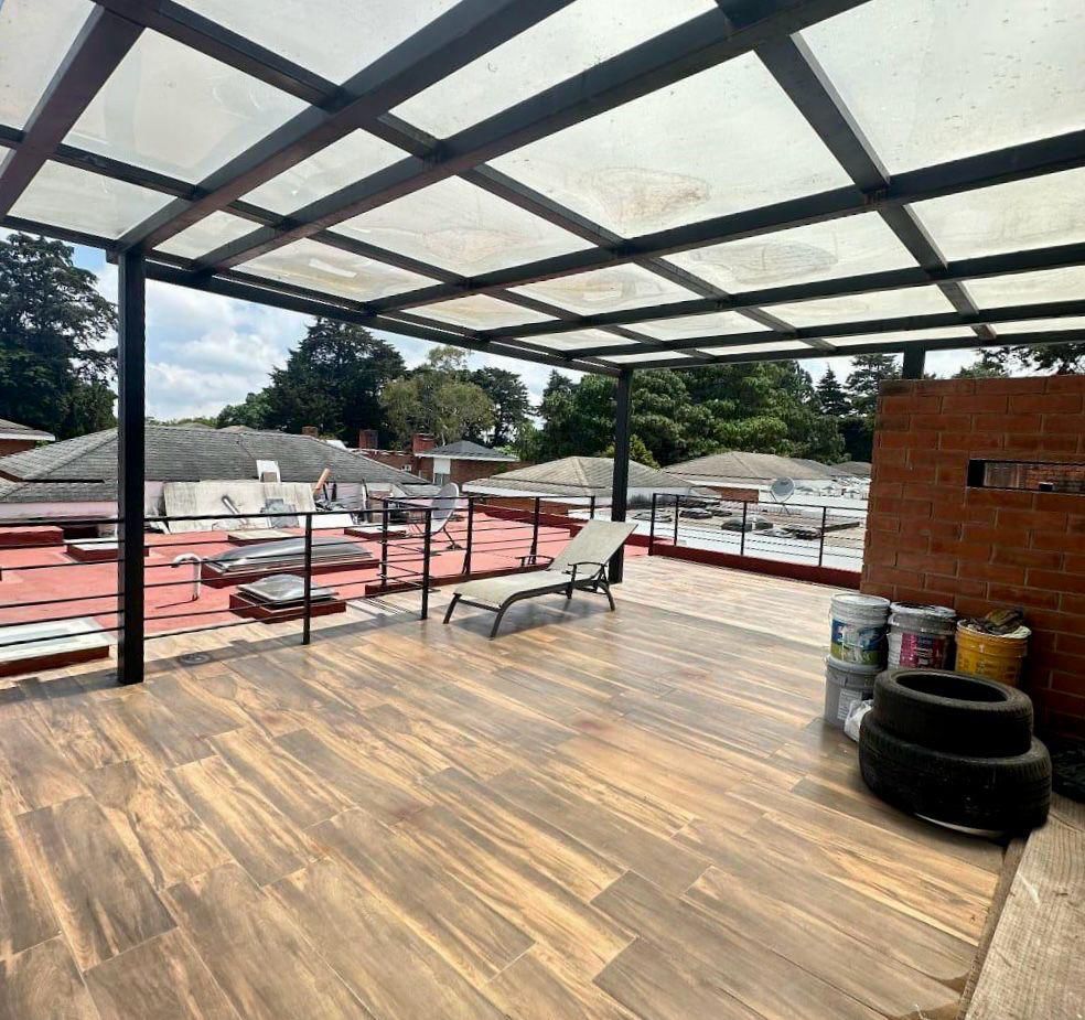 Venta de Casa o Casas, Terrenos, Propiedades, Apartamentos, Inmuebles en Guatemala, zona 11, zona 7, zona 2, zona 18, zona 16, Mixco, Carretera Al Salvador, Fraijanes, Santa Catarina Pinula, Antigua Guatemala, Villa Nueva, Villa Canales, San Miguel Petapa - Venta o Alquiler de Casas En Guatemala