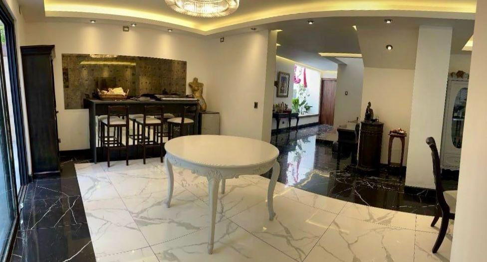 Venta de Casa o Casas, Terrenos, Propiedades, Apartamentos, Inmuebles en Guatemala, zona 11, zona 7, zona 2, zona 18, zona 16, Mixco, Carretera Al Salvador, Fraijanes, Santa Catarina Pinula, Antigua Guatemala, Villa Nueva, Villa Canales, San Miguel Petapa - Venta o Alquiler de Casas En Guatemala