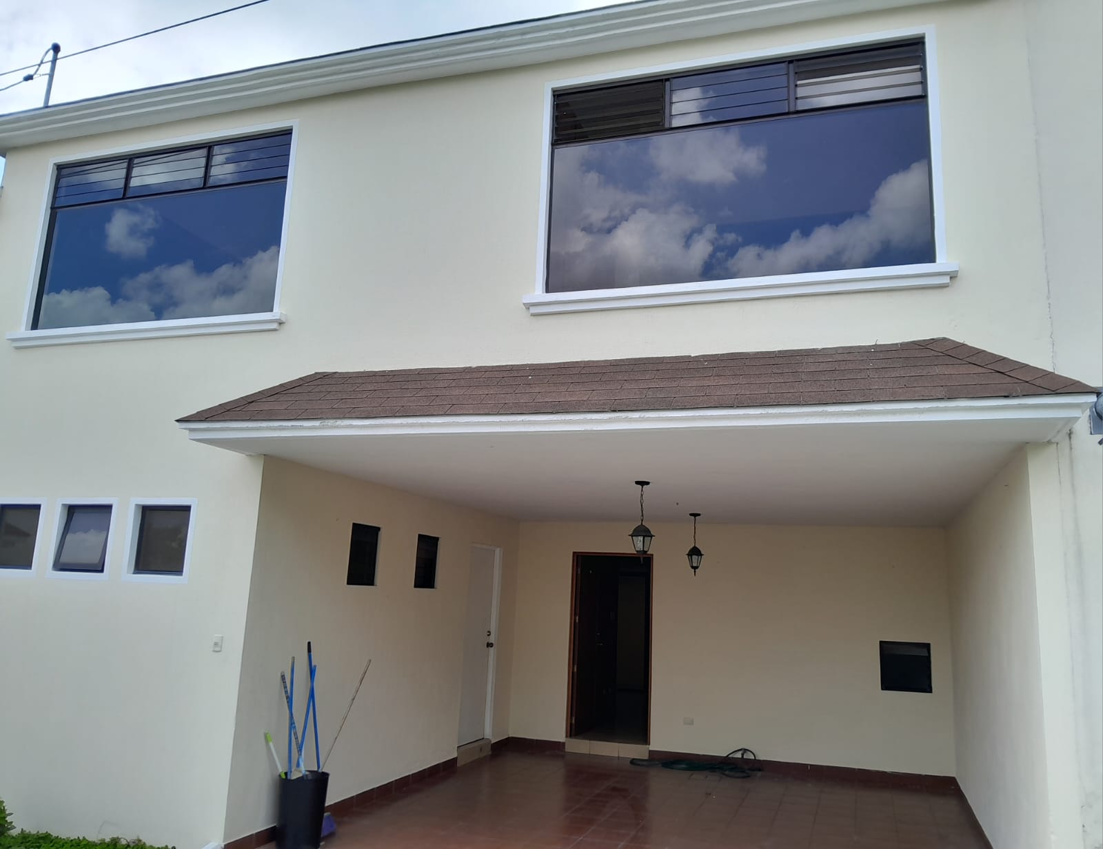 Venta de Casa o Casas, Terrenos, Propiedades, Apartamentos, Inmuebles en Guatemala, zona 11, zona 7, zona 2, zona 18, zona 16, Mixco, Carretera Al Salvador, Fraijanes, Santa Catarina Pinula, Antigua Guatemala, Villa Nueva, Villa Canales, San Miguel Petapa - Venta o Alquiler de Casas En Guatemala