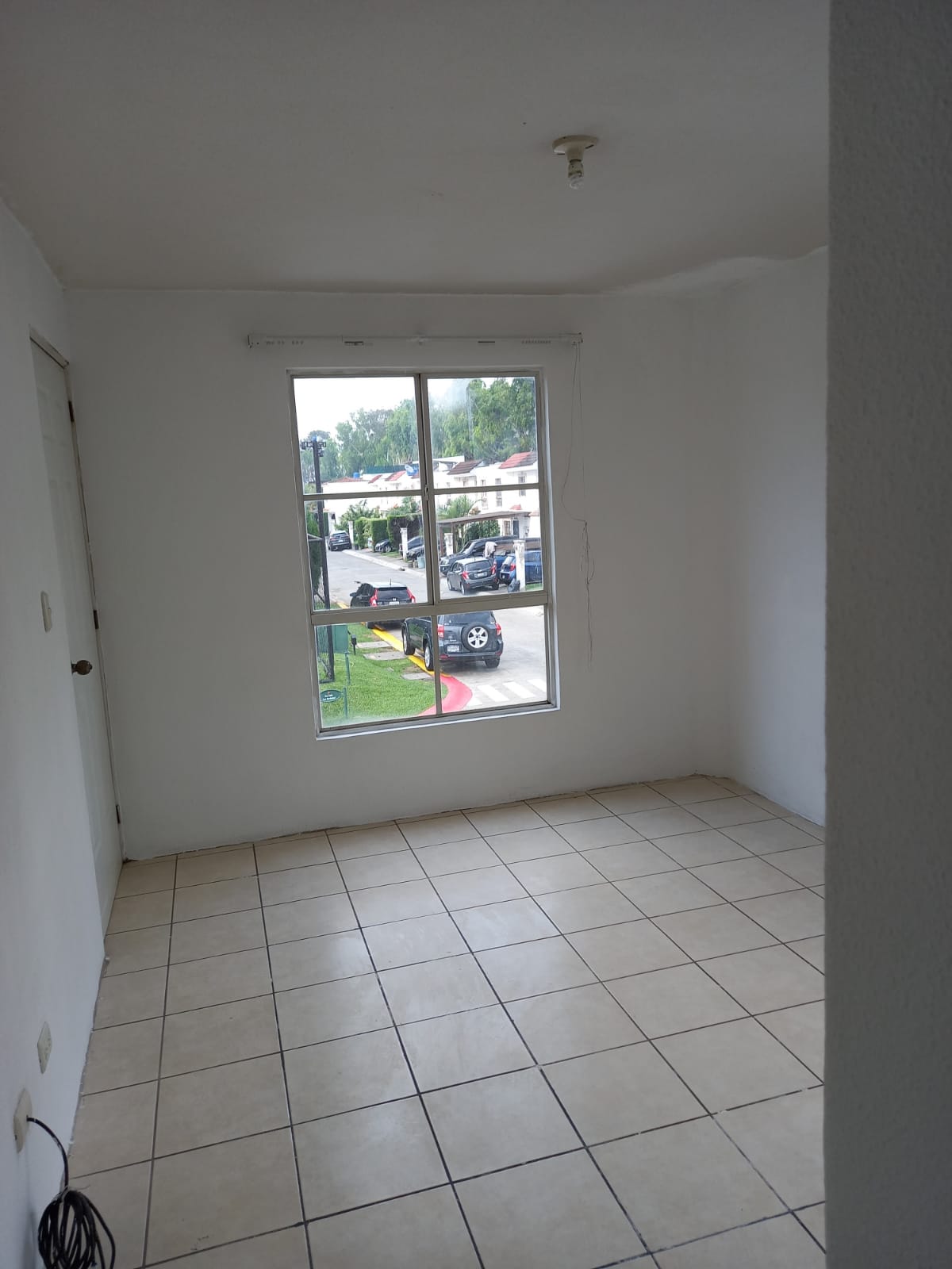 Venta de Casa o Casas, Terrenos, Propiedades, Apartamentos, Inmuebles en Guatemala, zona 11, zona 7, zona 2, zona 18, zona 16, Mixco, Carretera Al Salvador, Fraijanes, Santa Catarina Pinula, Antigua Guatemala, Villa Nueva, Villa Canales, San Miguel Petapa - Venta o Alquiler de Casas En Guatemala