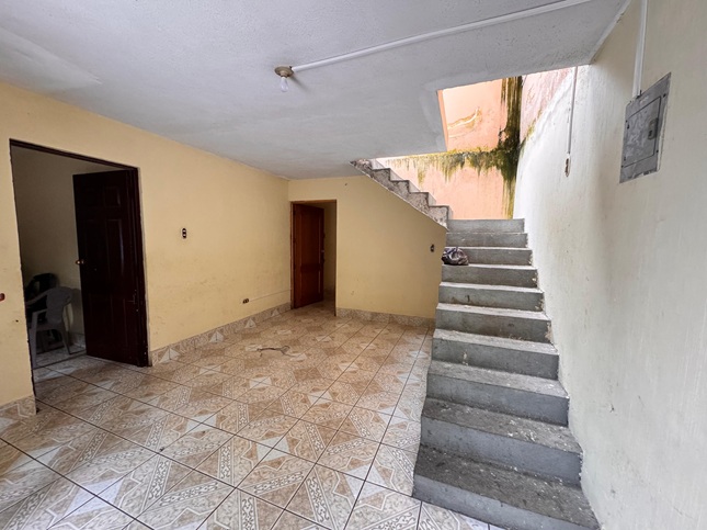 Venta de Casa o Casas, Terrenos, Propiedades, Apartamentos, Inmuebles en Guatemala, zona 11, zona 7, zona 2, zona 18, zona 16, Mixco, Carretera Al Salvador, Fraijanes, Santa Catarina Pinula, Antigua Guatemala, Villa Nueva, Villa Canales, San Miguel Petapa - Venta o Alquiler de Casas En Guatemala