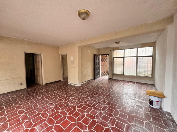 Venta de Casa o Casas, Terrenos, Propiedades, Apartamentos, Inmuebles en Guatemala, zona 11, zona 7, zona 2, zona 18, zona 16, Mixco, Carretera Al Salvador, Fraijanes, Santa Catarina Pinula, Antigua Guatemala, Villa Nueva, Villa Canales, San Miguel Petapa - Venta o Alquiler de Casas En Guatemala