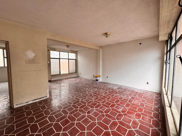 Venta de Casa o Casas, Terrenos, Propiedades, Apartamentos, Inmuebles en Guatemala, zona 11, zona 7, zona 2, zona 18, zona 16, Mixco, Carretera Al Salvador, Fraijanes, Santa Catarina Pinula, Antigua Guatemala, Villa Nueva, Villa Canales, San Miguel Petapa - Venta o Alquiler de Casas En Guatemala