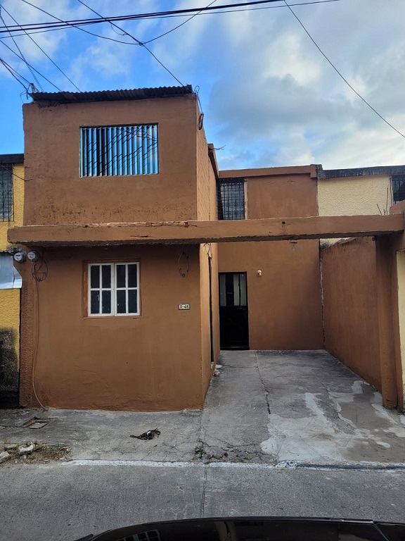 Venta de Casa o Casas, Terrenos, Propiedades, Apartamentos, Inmuebles en Guatemala, zona 11, zona 7, zona 2, zona 18, zona 16, Mixco, Carretera Al Salvador, Fraijanes, Santa Catarina Pinula, Antigua Guatemala, Villa Nueva, Villa Canales, San Miguel Petapa - Venta o Alquiler de Casas En Guatemala