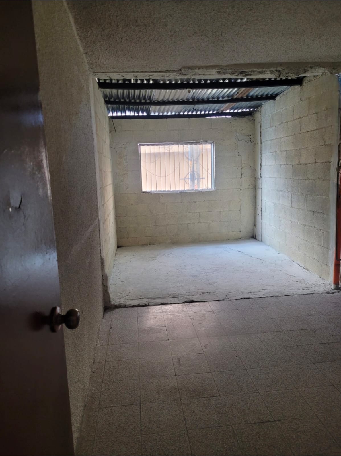 Venta de Casa o Casas, Terrenos, Propiedades, Apartamentos, Inmuebles en Guatemala, zona 11, zona 7, zona 2, zona 18, zona 16, Mixco, Carretera Al Salvador, Fraijanes, Santa Catarina Pinula, Antigua Guatemala, Villa Nueva, Villa Canales, San Miguel Petapa - Venta o Alquiler de Casas En Guatemala