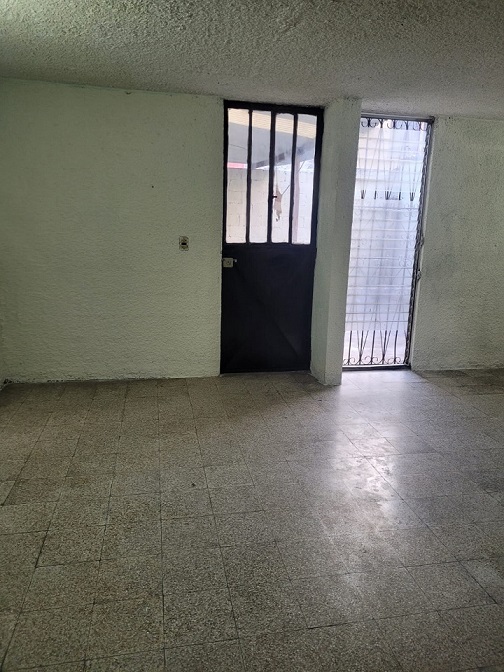 Venta de Casa o Casas, Terrenos, Propiedades, Apartamentos, Inmuebles en Guatemala, zona 11, zona 7, zona 2, zona 18, zona 16, Mixco, Carretera Al Salvador, Fraijanes, Santa Catarina Pinula, Antigua Guatemala, Villa Nueva, Villa Canales, San Miguel Petapa - Venta o Alquiler de Casas En Guatemala